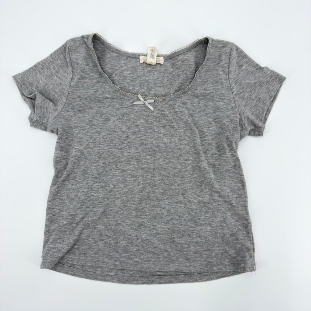 Full Tilt Essentials Girls Gray Lace Trim Bow Scoop Neck Short Sleeve Top XL